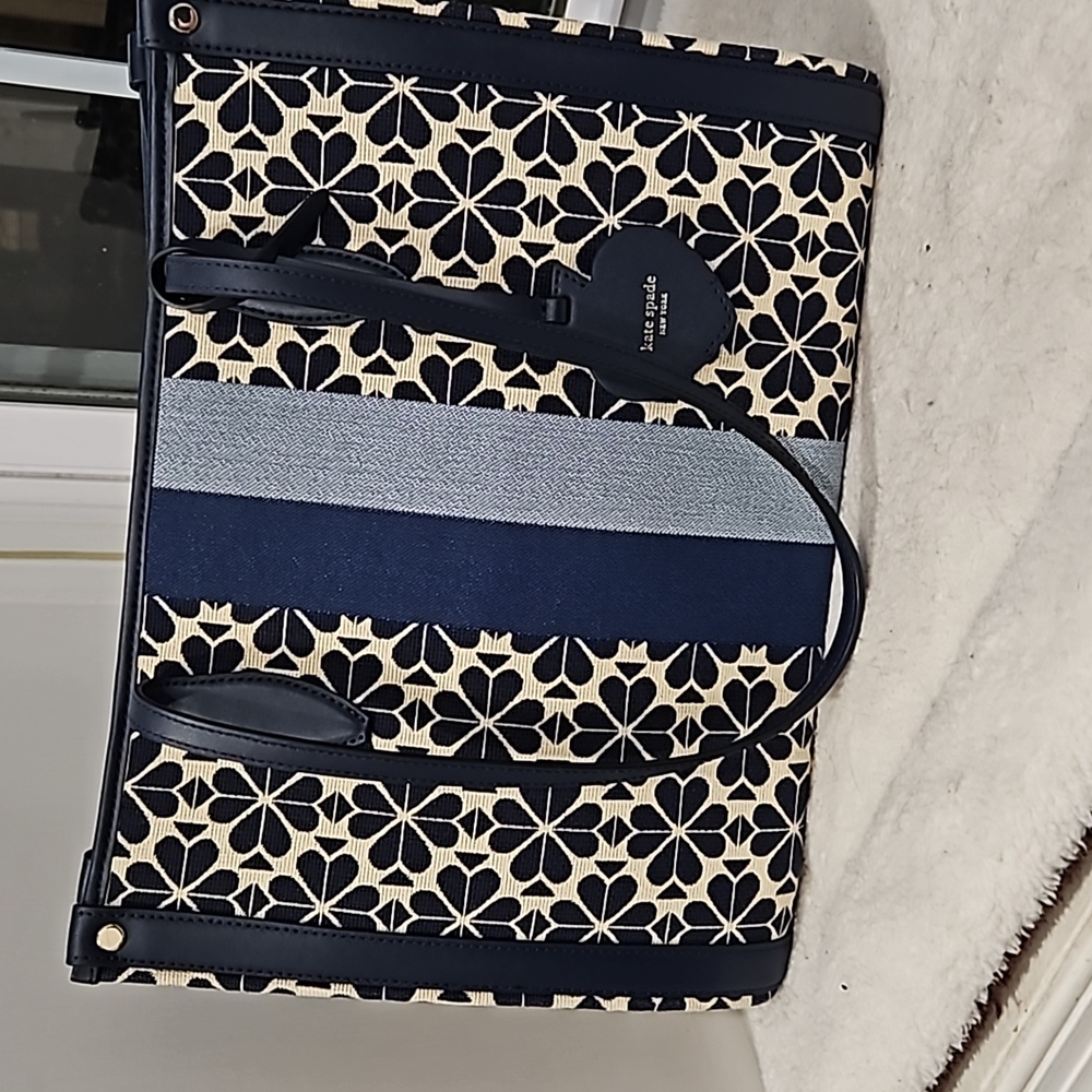 Kate Spade Flower Jacquard Stripe Market Medium Tote